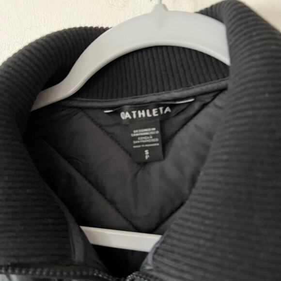 Athleta Jacket Womens Small Black Quilted Mendocino Coat Full Zip Outdoor Winter - Picture 2 of 12